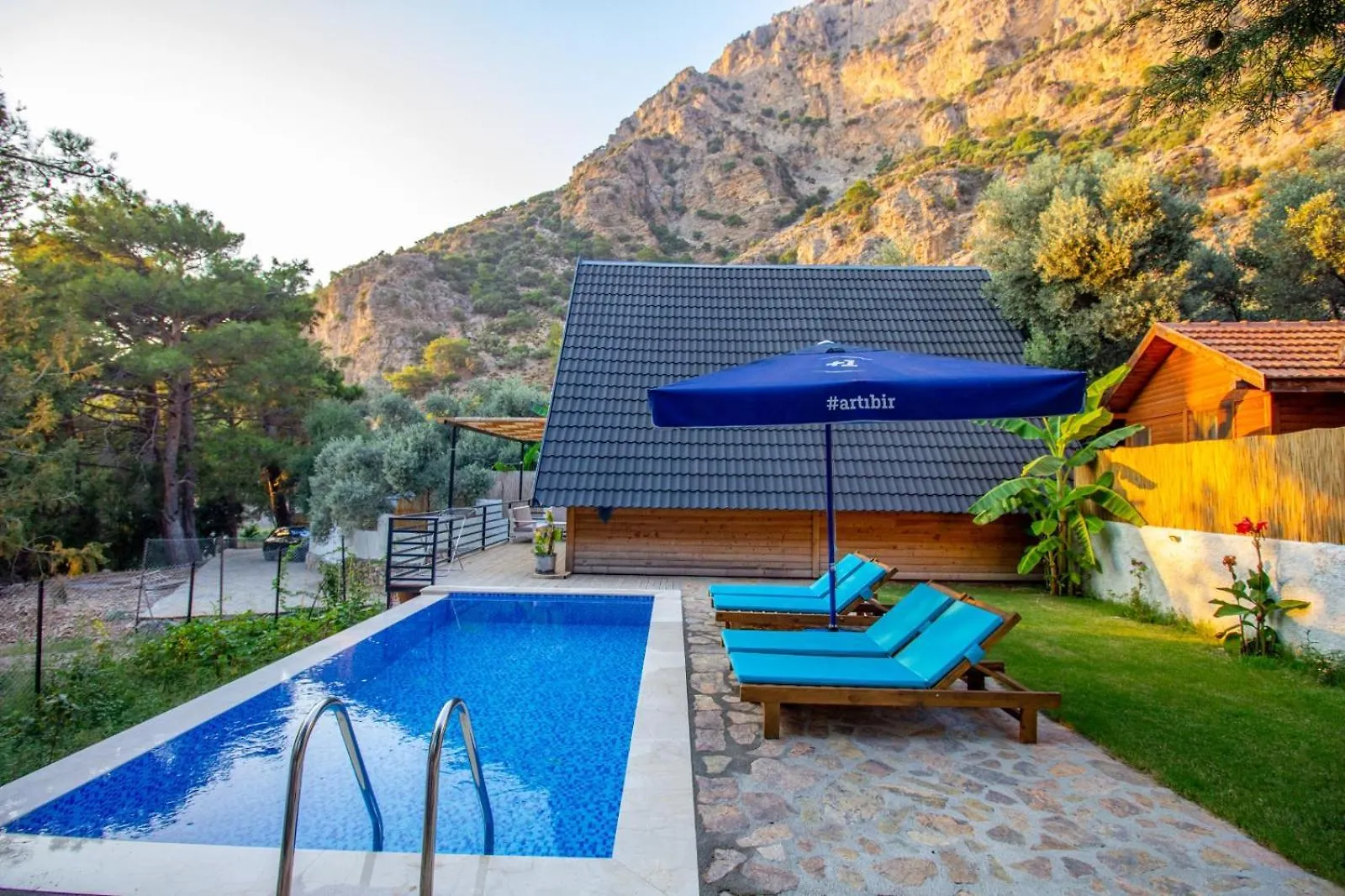 Affittacamere Kidrak Otel Montenegro-1 Faralya